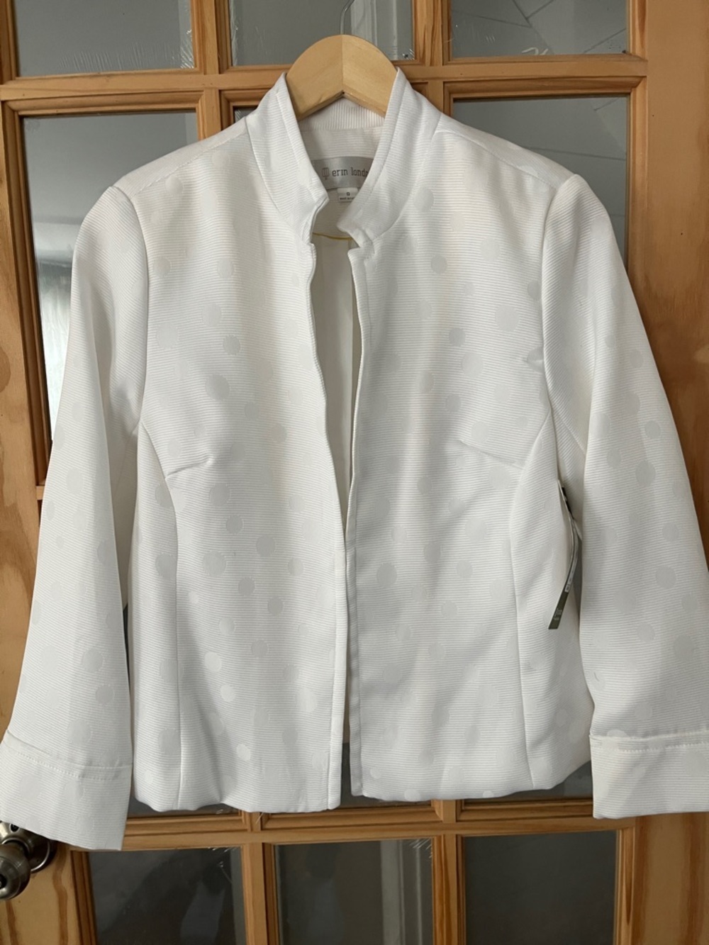 NWT Erin London blazer, white polka dot sz small
